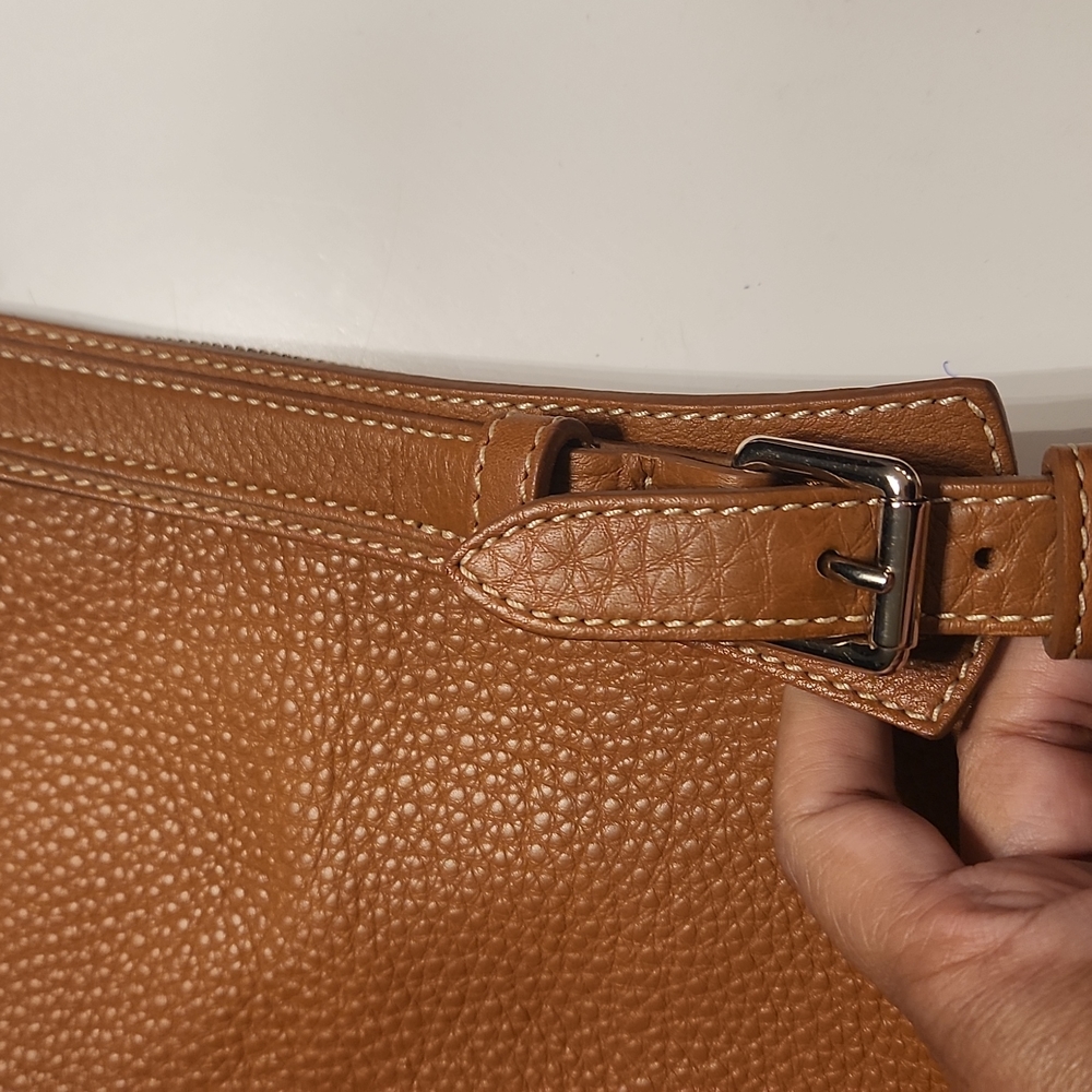 Dooney Bourke large woman purse(bag) - Picture 12 of 13
